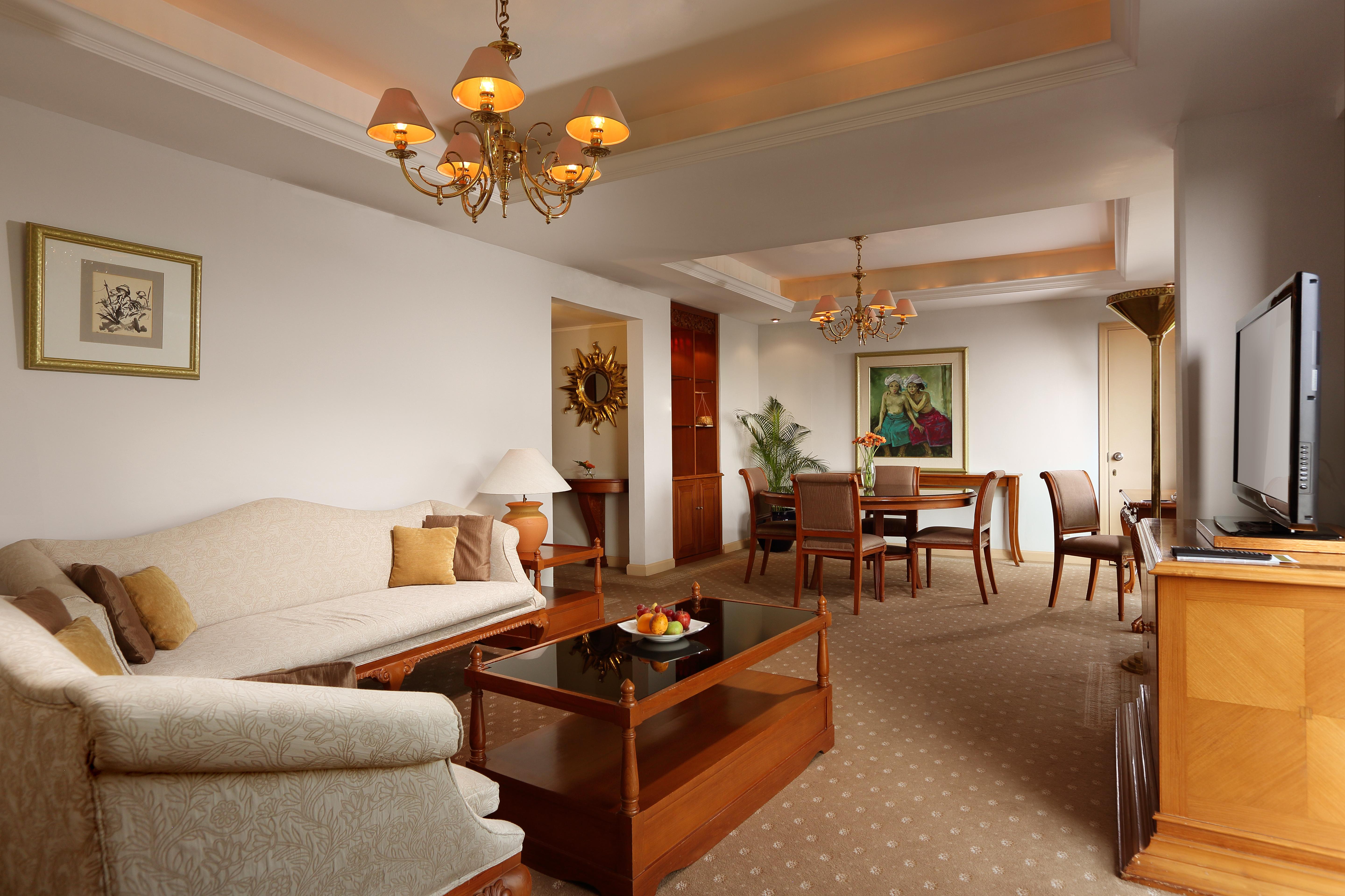 Hotel Aryaduta Lippo Village 4*