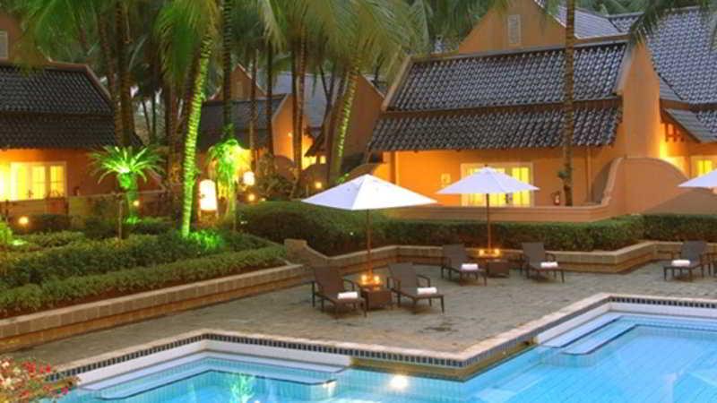 Aryaduta Lippo Village Hotel 4*